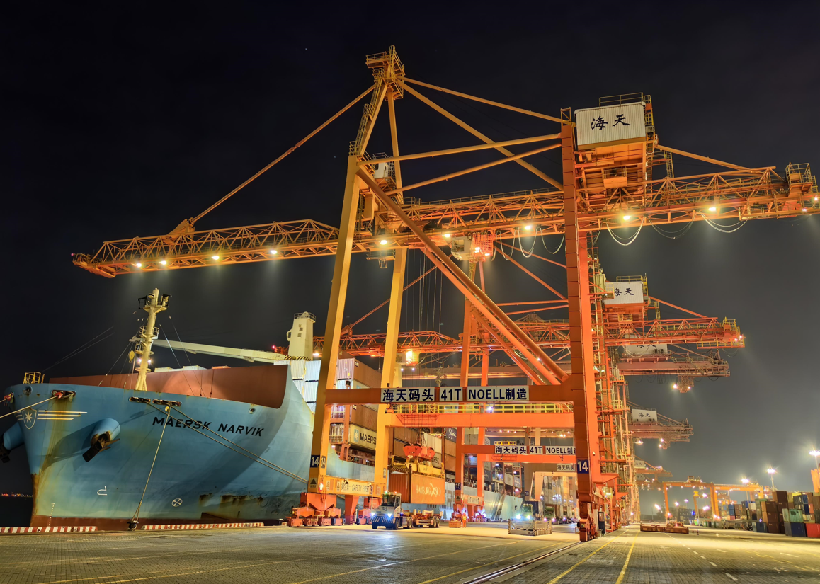 1764744108908960.png 码头夜景.png